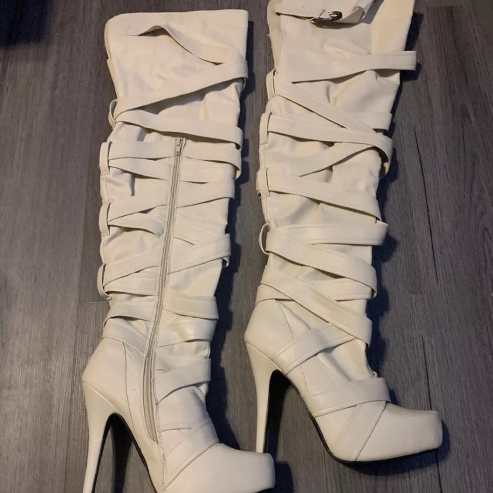 Knee High Boots Size 7